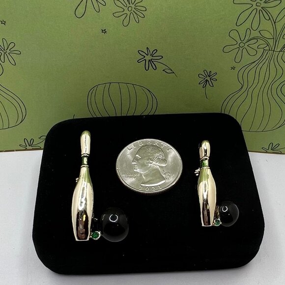 Gerrys Bowling Pin & Ball Scatter Pin Pair - Picture 4 of 5